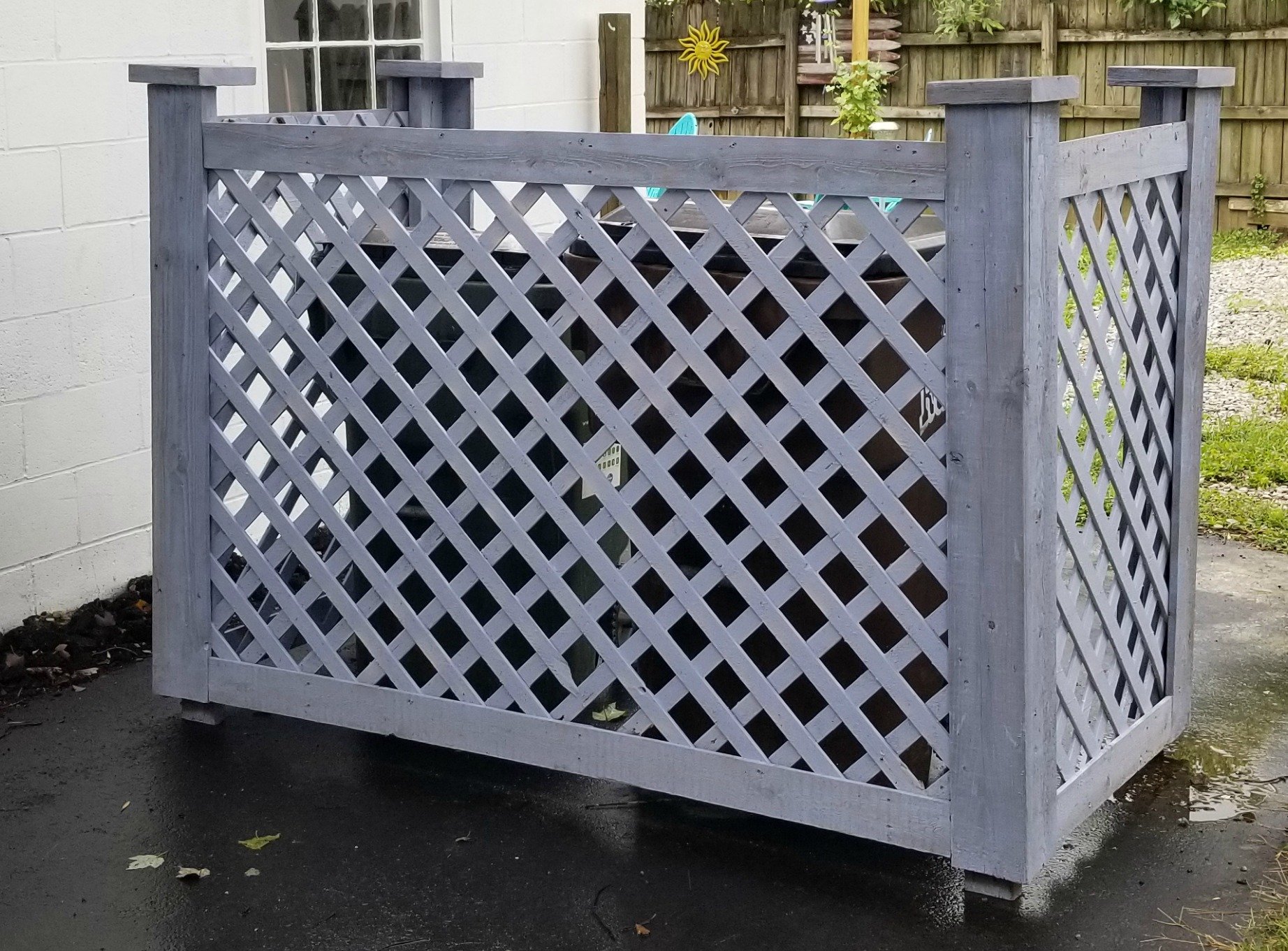 Outdoor Trash Bin / Garbage Can Enclosure & Raised Planter Bed