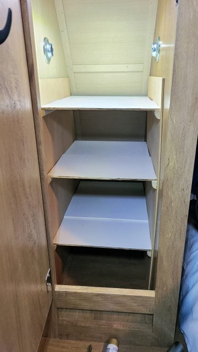 Pre-Finished Shelf & Rod Closet System