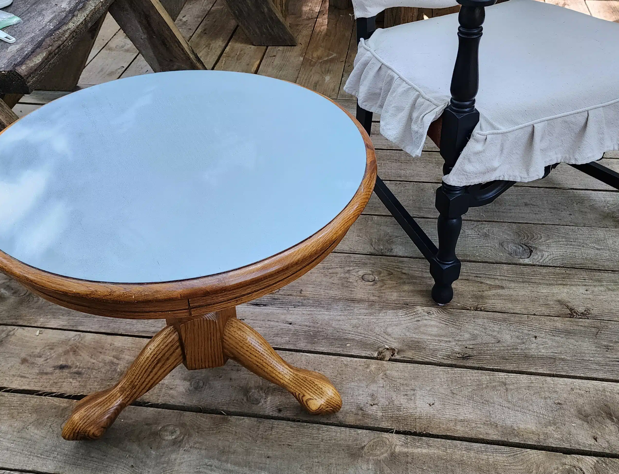 small pedestal coffee table